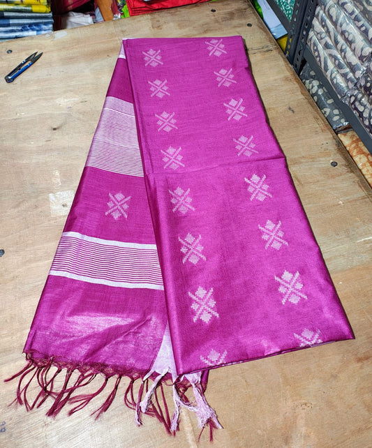518  Handwoven Bhagalpur Silk Dupatta – Magenta Pink with Self-Woven Geometric Motifs | Bihar Handloom