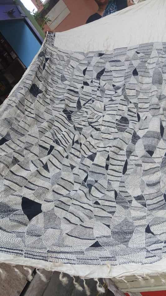 414  Handcrafted Sujini Embroidery Bedspread – Black & White Abstract Patchwork Design | Bihar Handloom