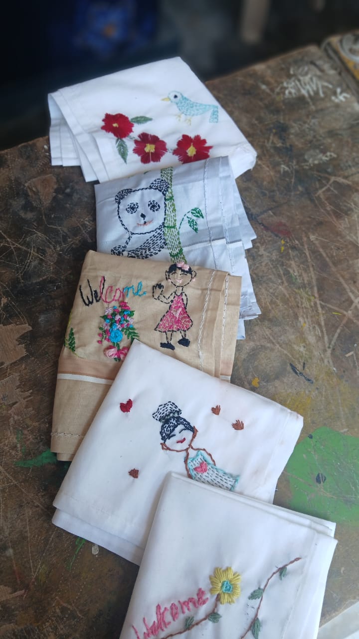 402 Handcrafted Sujini Embroidered Handkerchief Set – Floral & Folk Art Motifs | Bihar Traditional Craft