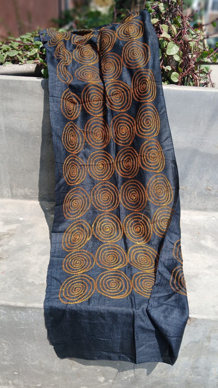 401 Handcrafted Sujini Embroidery Dupatta – Black with Golden Spiral Motifs | Bihar Handloom